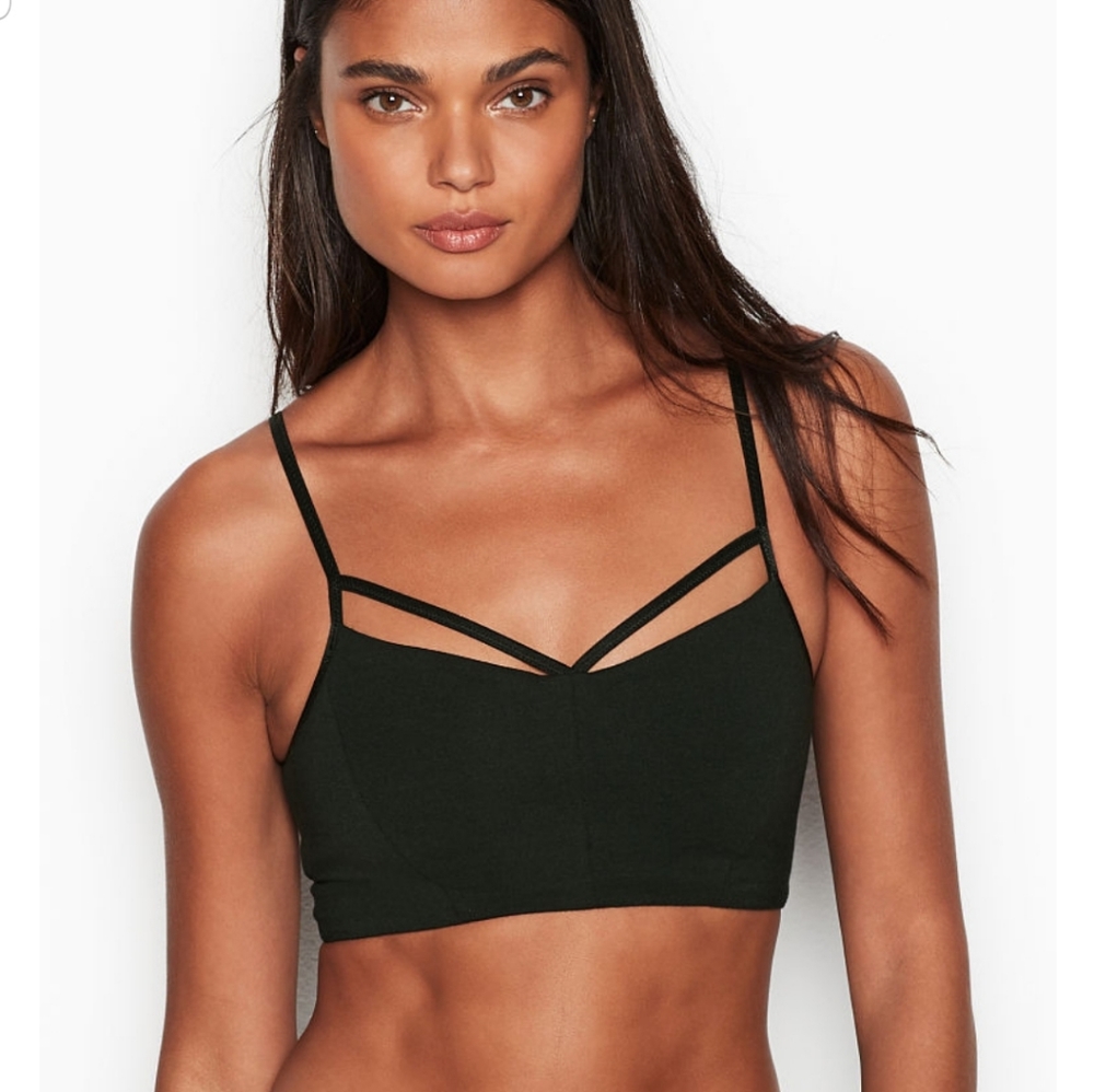 NWT Victoria's Secret Lightly Lined Bralette MD